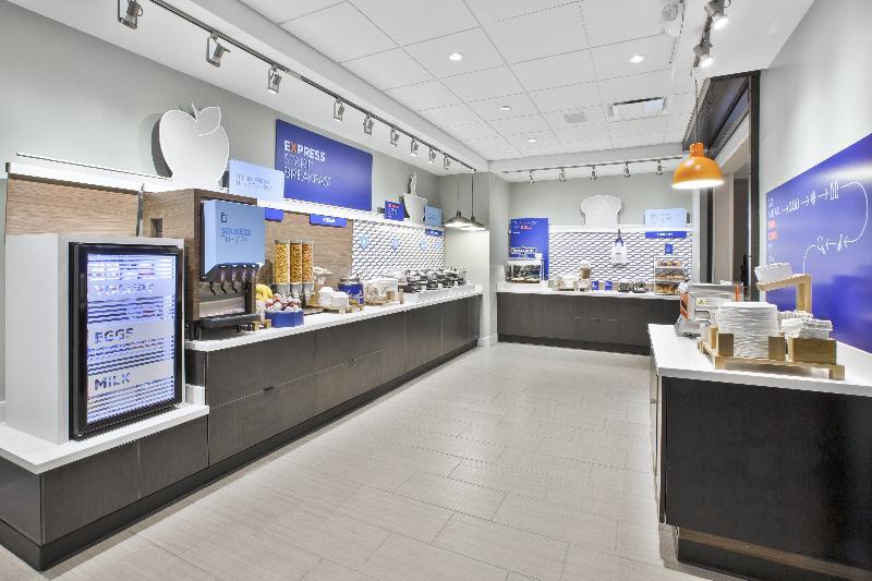 Holiday Inn Express & Suites Okemos - University Area By Ihg Exteriör bild